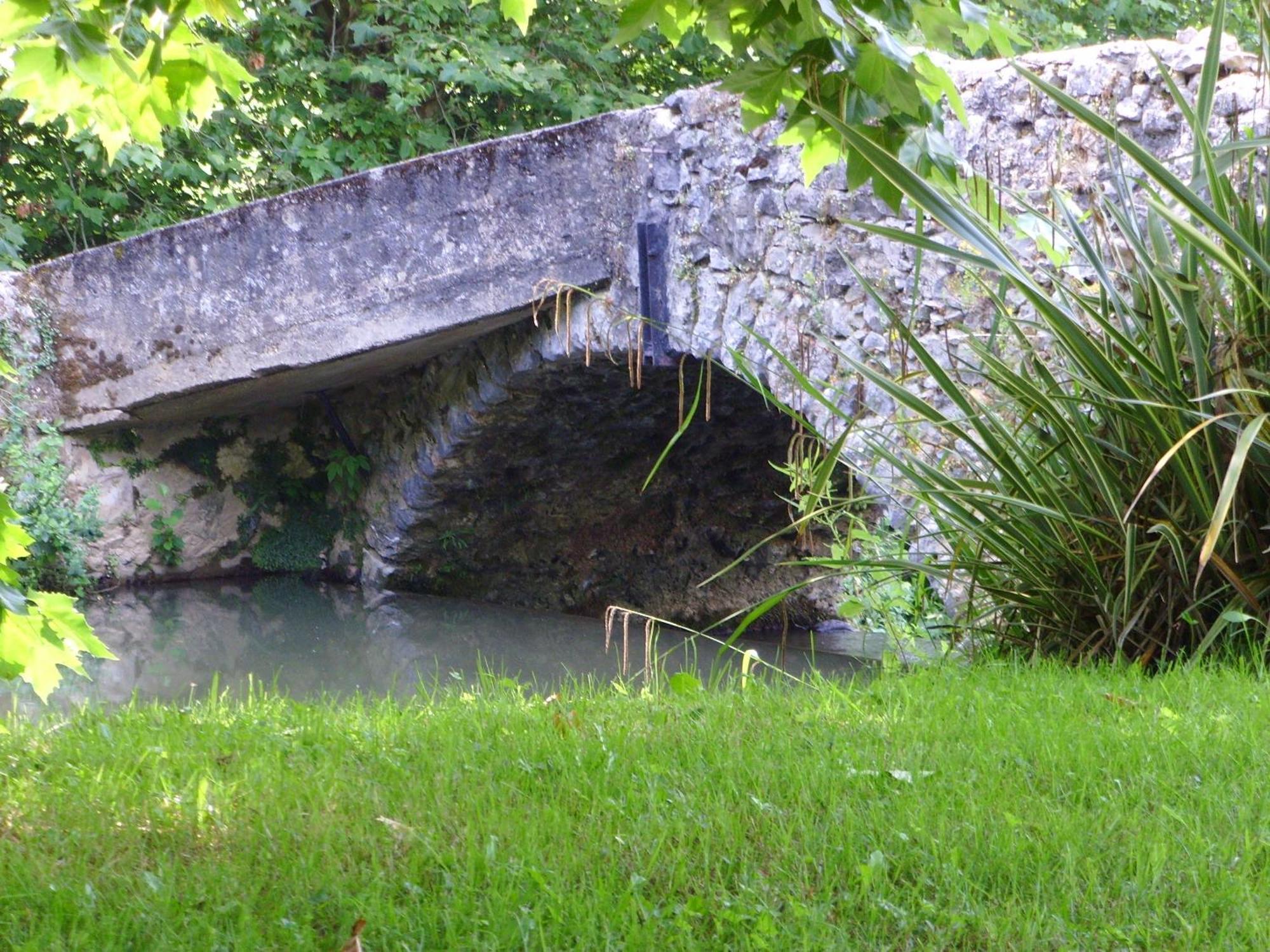 Chambre d'Hôtes Moulin Urketa Ayherre Exterior foto