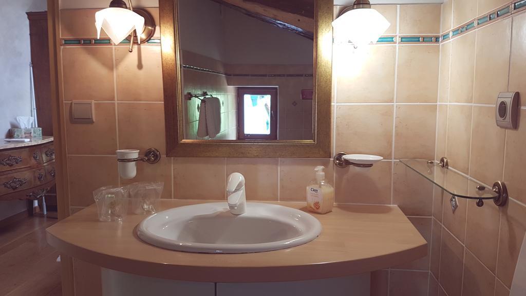 Chambre d'Hôtes Moulin Urketa Ayherre Quarto foto